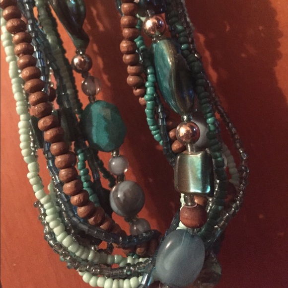 Turquoise beaded necklace! - Picture 3 of 4