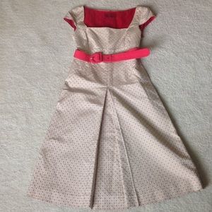 Carolina Herrera beige dress