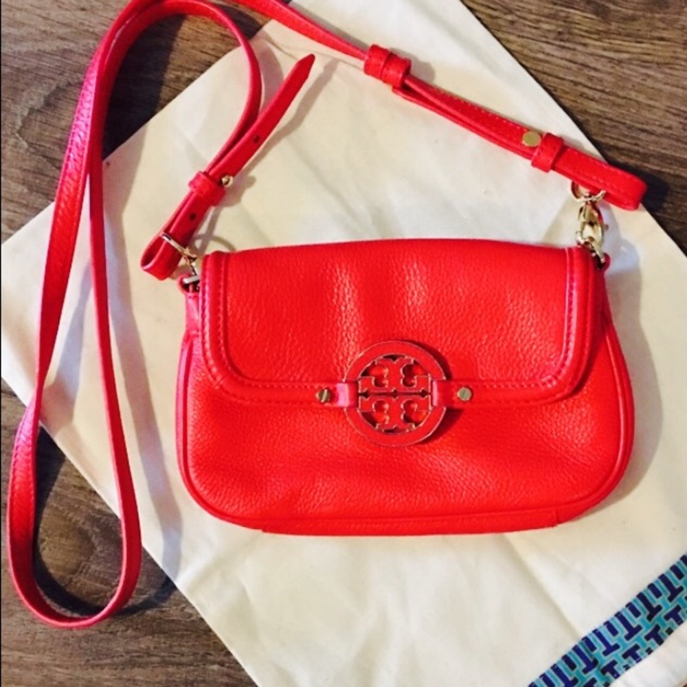 Authentic Tory Burch Amanda Crossbody brandnew