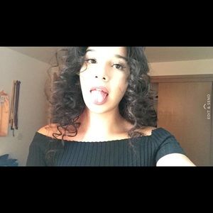 Meet your Posher, Cecilia