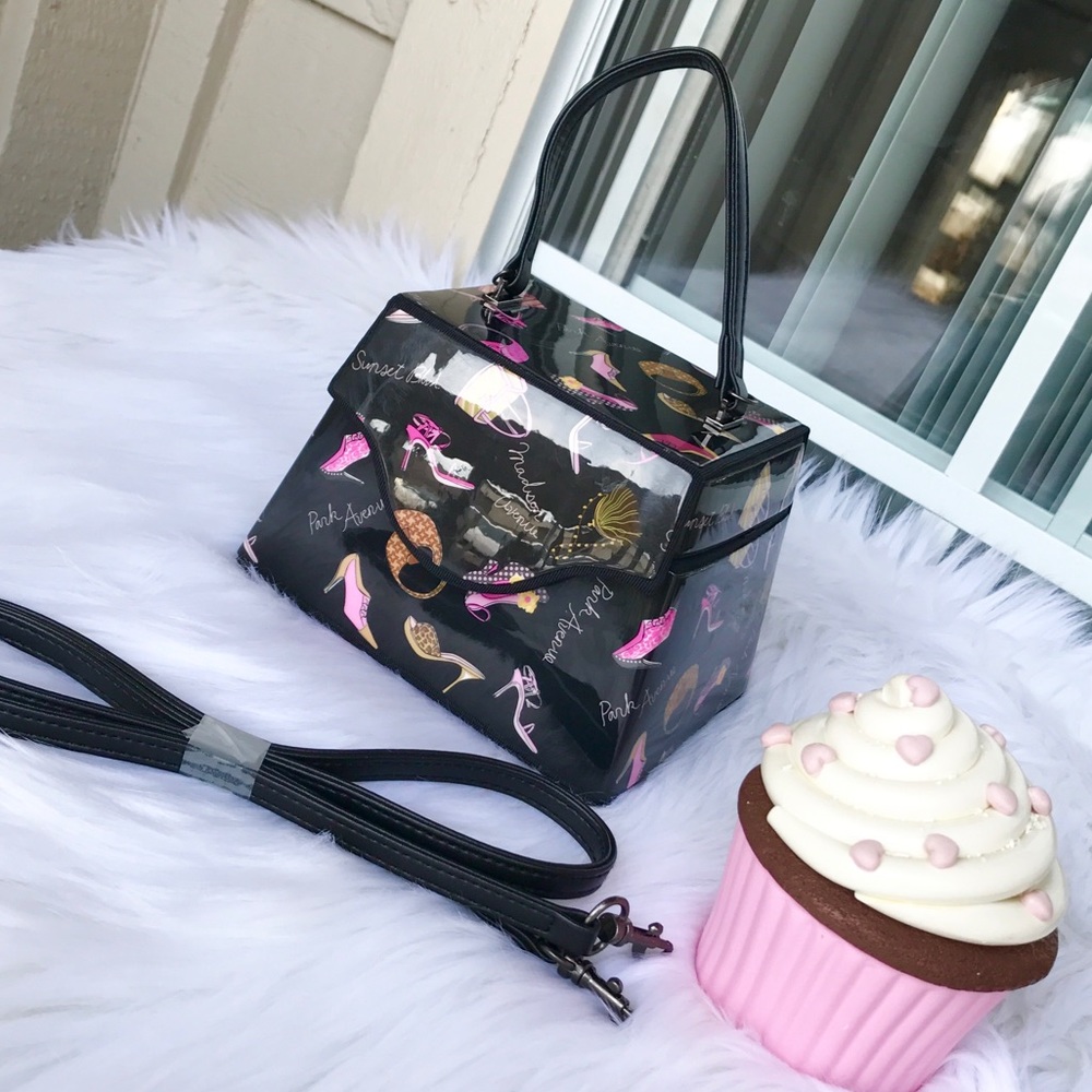 Madison Ave Jewelry Bag