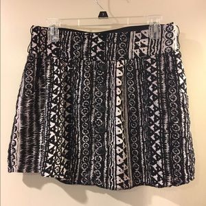 Geometric skirt