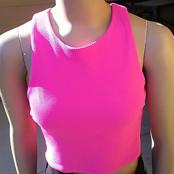 🛍NWT Pink Crop Top - Picture 4 of 6