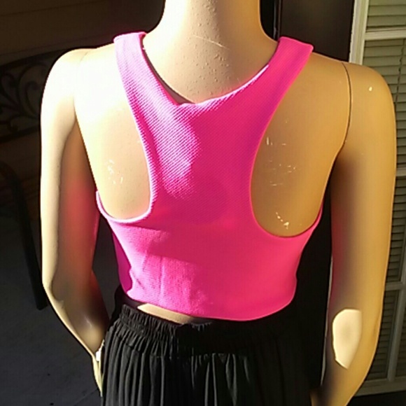 🛍NWT Pink Crop Top - Picture 5 of 6