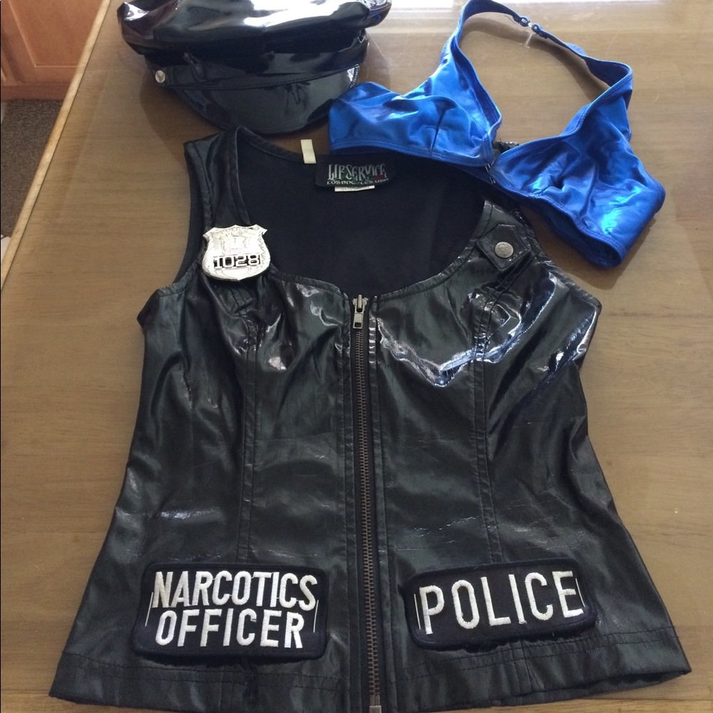 DIY Sexy Cop costume