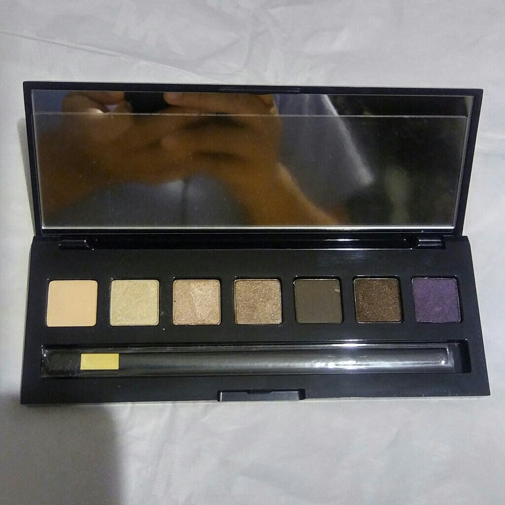 ESTEE LAUDER