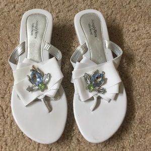 Vera Wang Sandals Sz 6