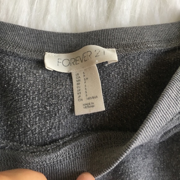 Grey sweater - Picture 4 of 4