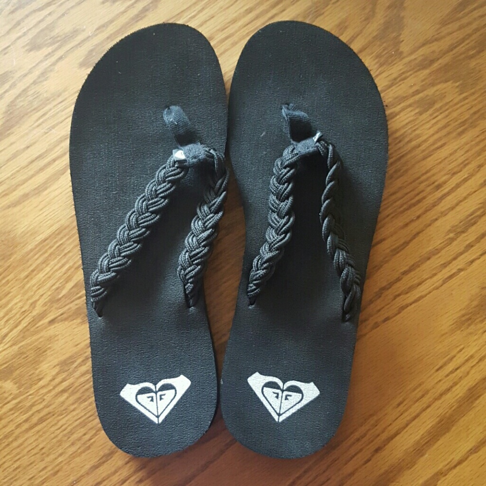 ***NEW*** Roxy Flip Flops