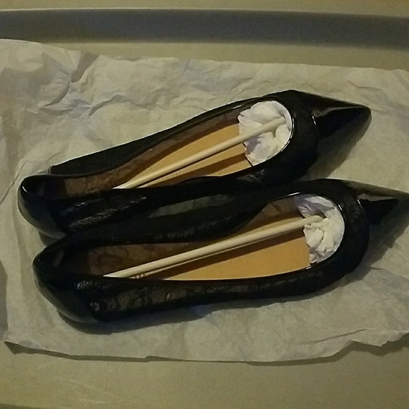 Shoes - Picture 1 of 2