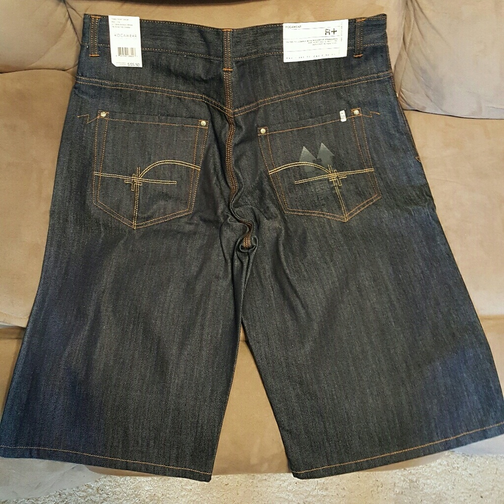 2 Sz 40 New Rocawear Shorts