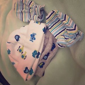Hats & Mittens Set