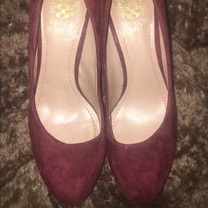 ❤️ Vince Camuto Burgundy Heels ❤️