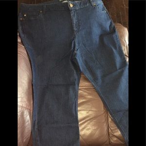 ⚡️ Michael Kors Bootcut Cropped  Jeans ⚡️