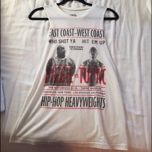 Biggie vs. Tupac shirt