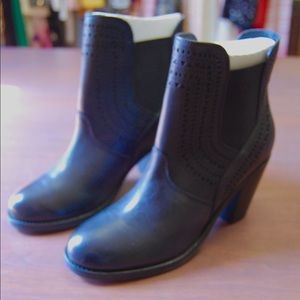 NEW Ariat Laser Cut Detail Chelsea Ankle Booties