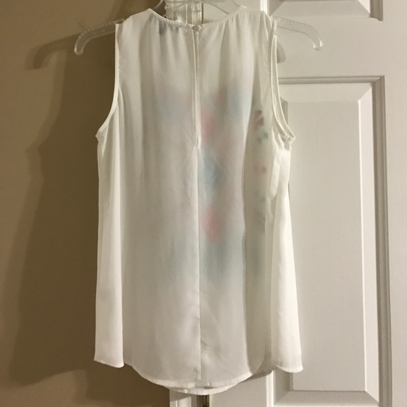 Aztec Printed Blouse - Picture 4 of 4