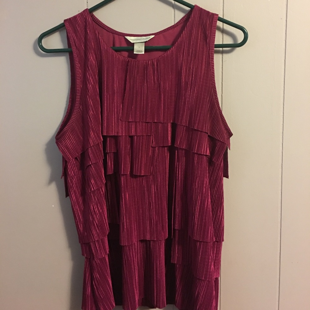 Sleeveless blouse