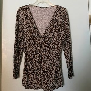 Cable & Gauge Low V Neck Shirt