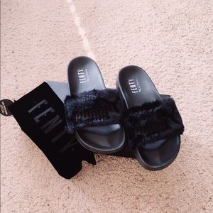 Puma Fenty Rihanna Black Fur Slippers