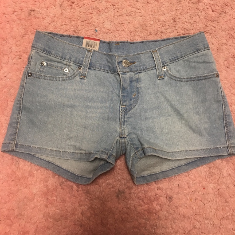 Levi shorts