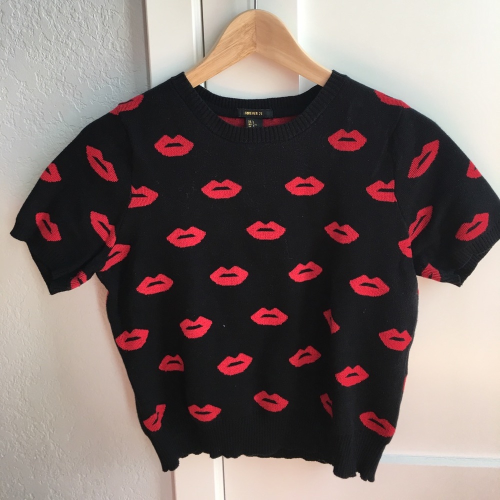 FOREVER 21 lip sweater 💋💋💋