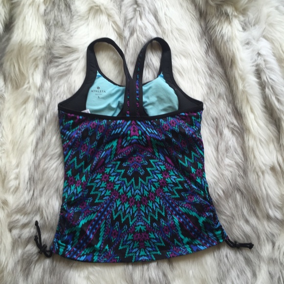 Athleta work out top - Picture 4 of 7