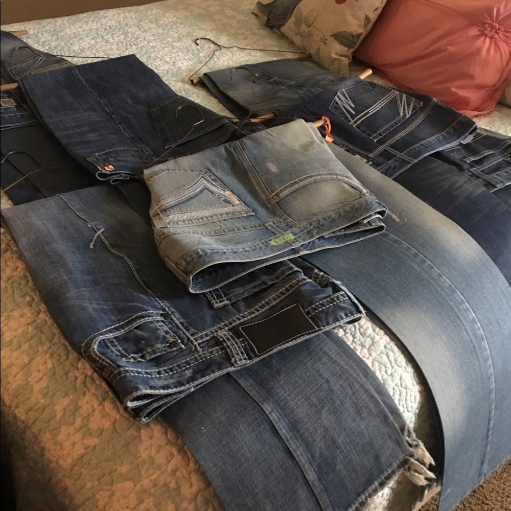 Lot of men's Cinch, Lucky, Rock and Roll Jeans