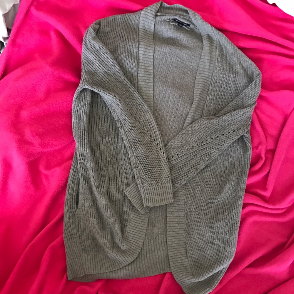American Eagle sweater
