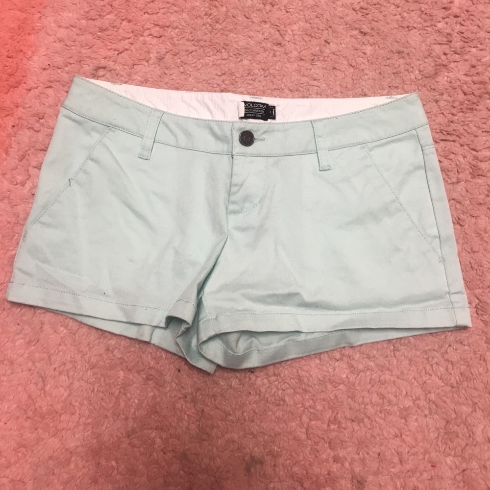 Volcom shorts