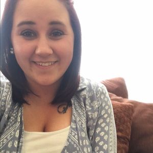 Meet your Posher, Alycia