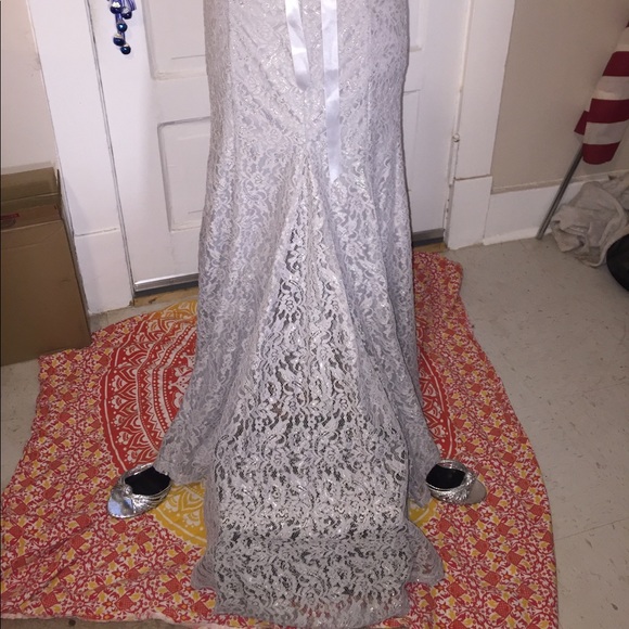 *PRICE DROP *Stunning silver gown BNWT! - Picture 6 of 8