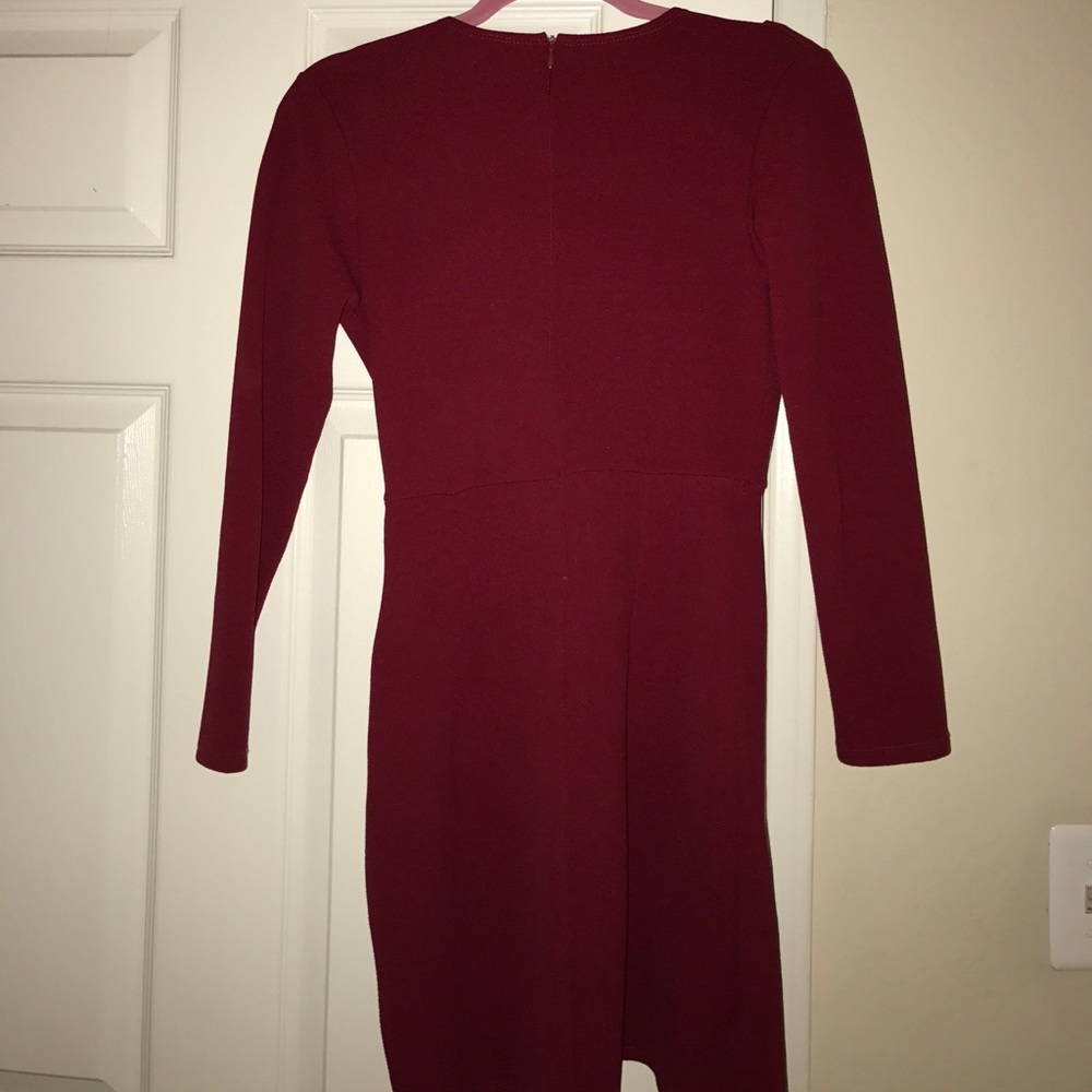 Red dress - Picture 2 of 2