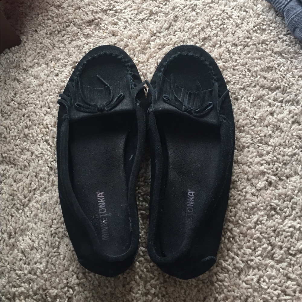Minnetonka black moccasin flats.
