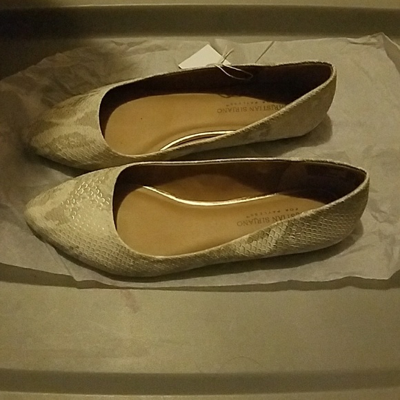 Shoes - Picture 2 of 2