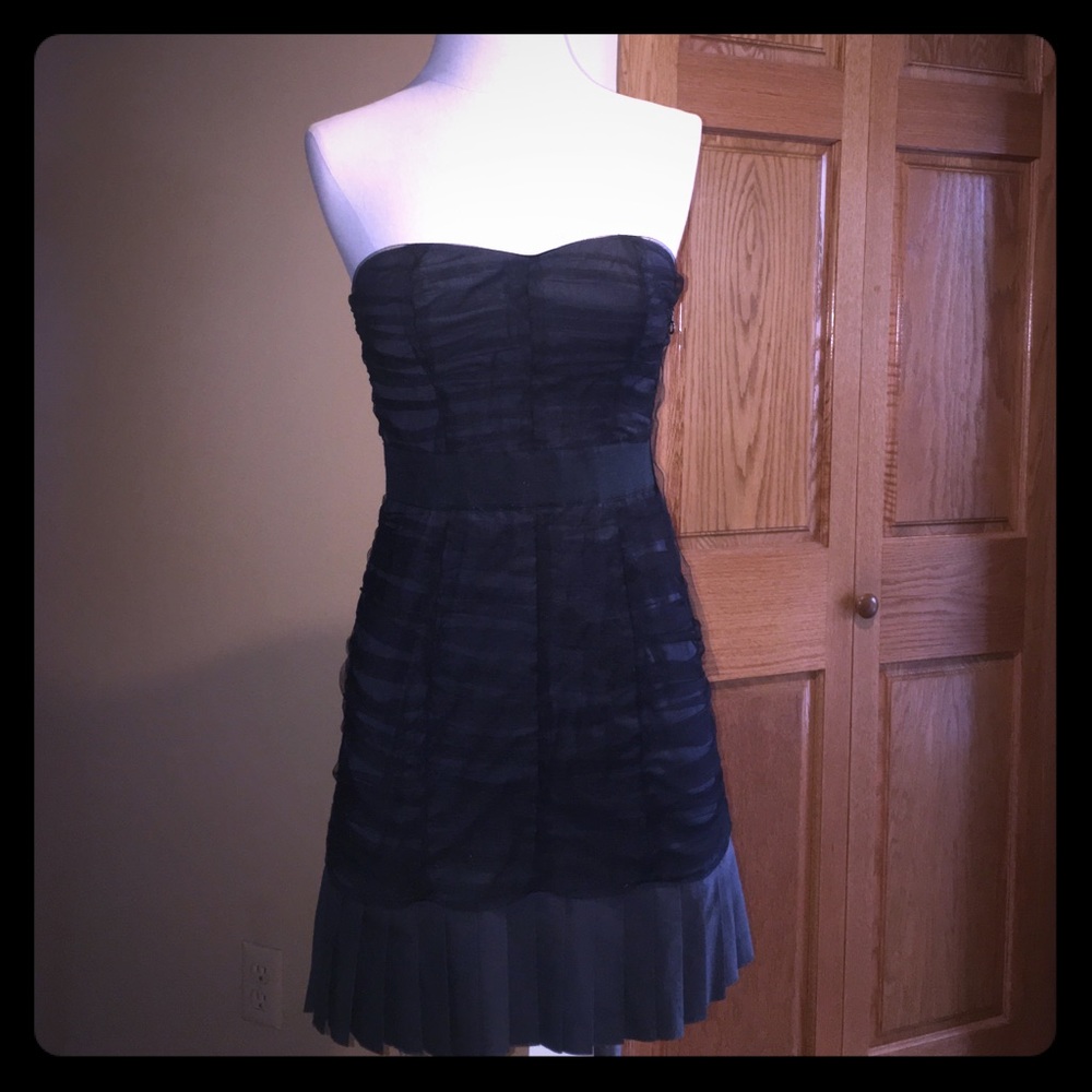 Twelve by Twelve Los Angeles, black party dress