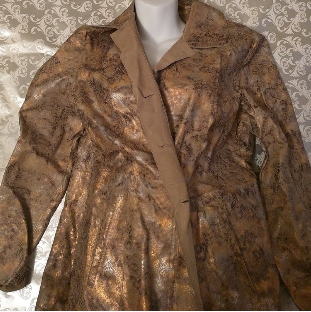 NWOT reversible suede & metallic leather jacket