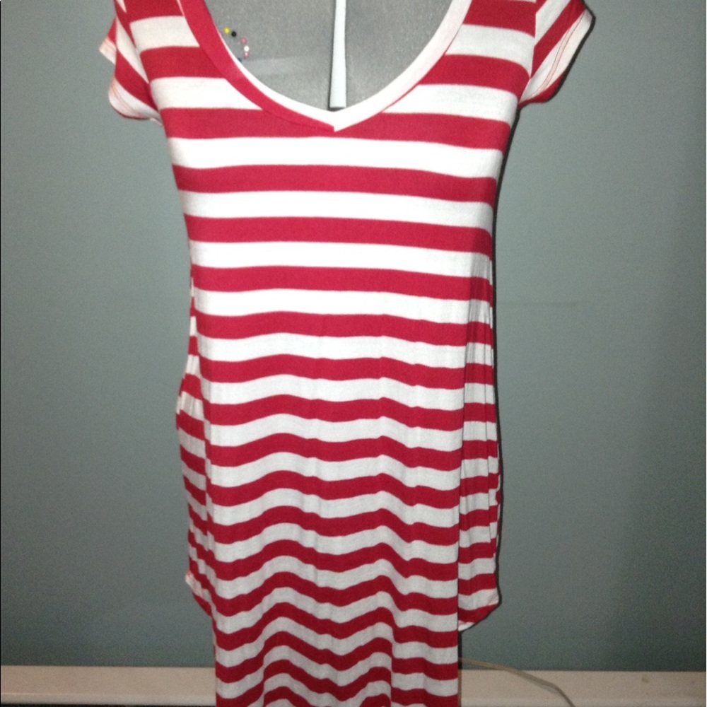 White and red t shirt dress