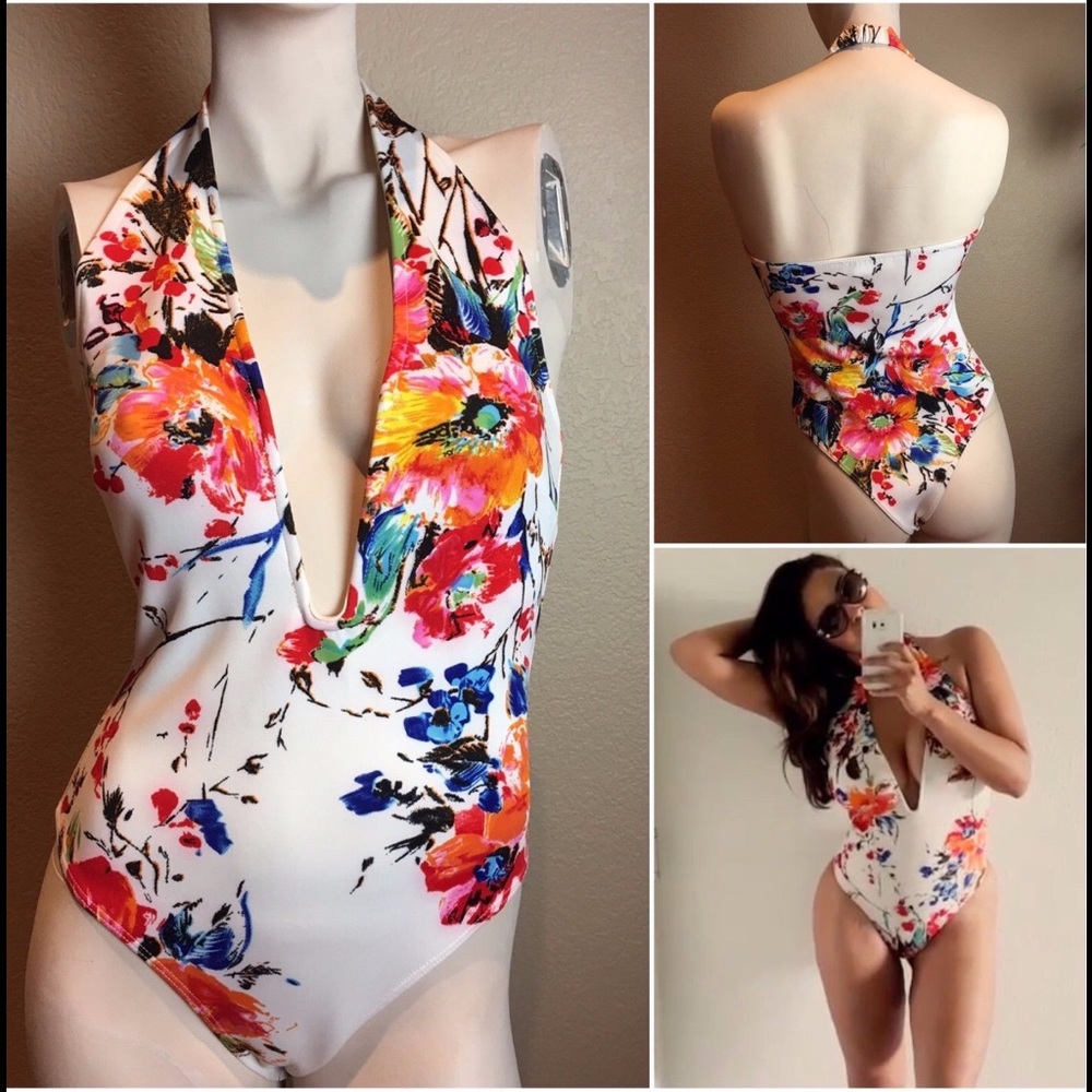 HMS Floral Deep V Bodysuit Small