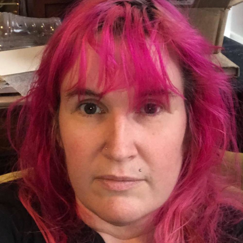 Meet your Posher, Carrollee