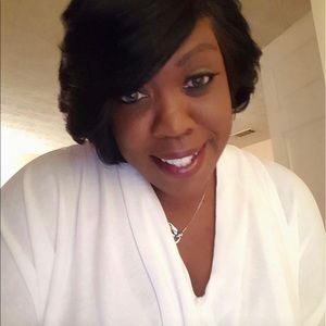 Meet your Posher, Lakisha