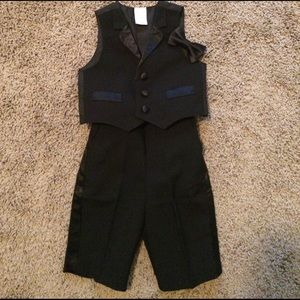 Boy's Tuxedo EXCELLENT CONDITION!