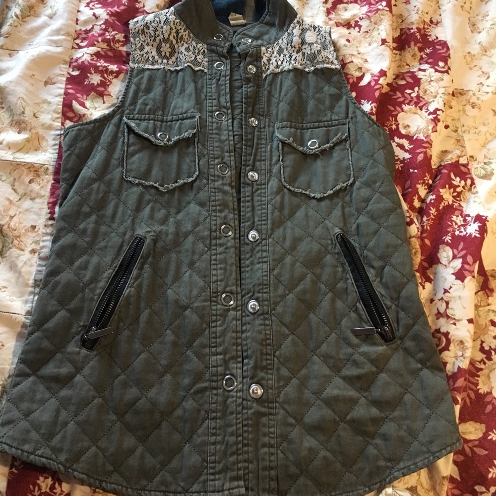 Gimmicks vest