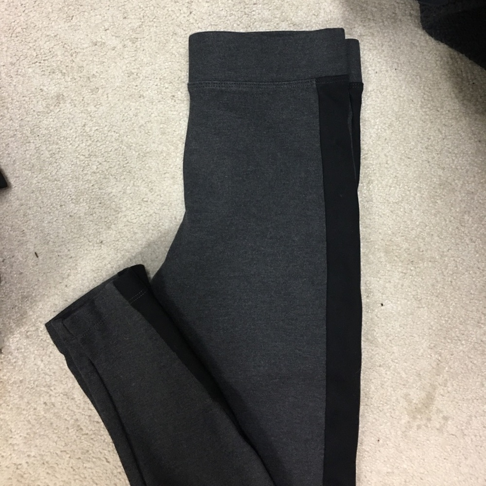 GAP Tuxedo Leggings