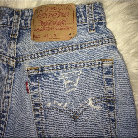 ❤️SALE❤️24/25 VINTAGE CUT OFF JEAN SHORTS LEVIS💗 - Picture 6 of 8