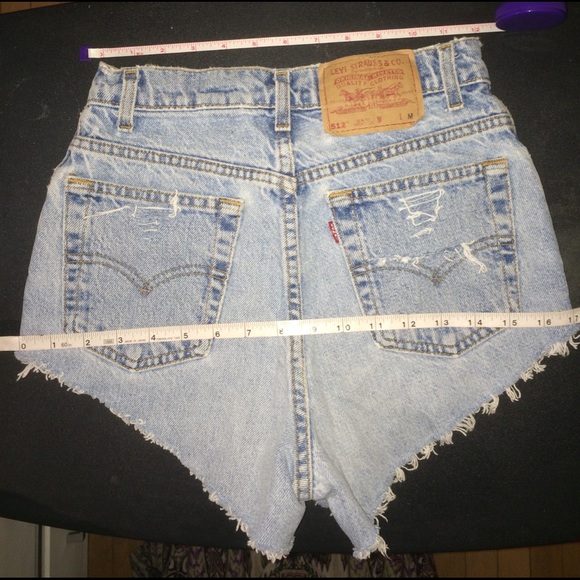 ❤️SALE❤️24/25 VINTAGE CUT OFF JEAN SHORTS LEVIS💗 - Picture 8 of 8