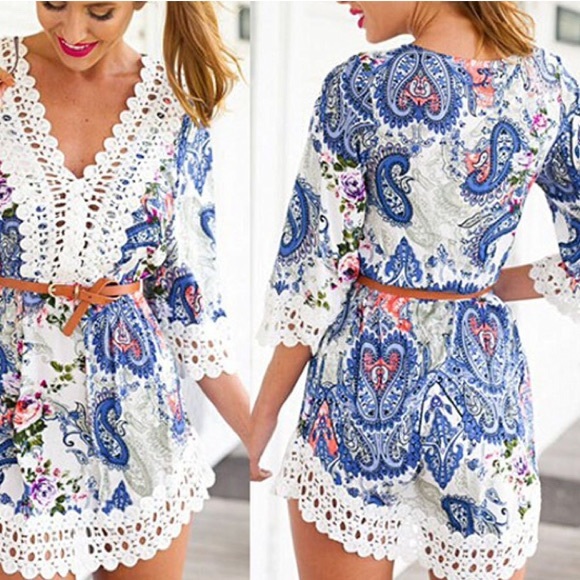 Blue lace dress - Picture 1 of 2