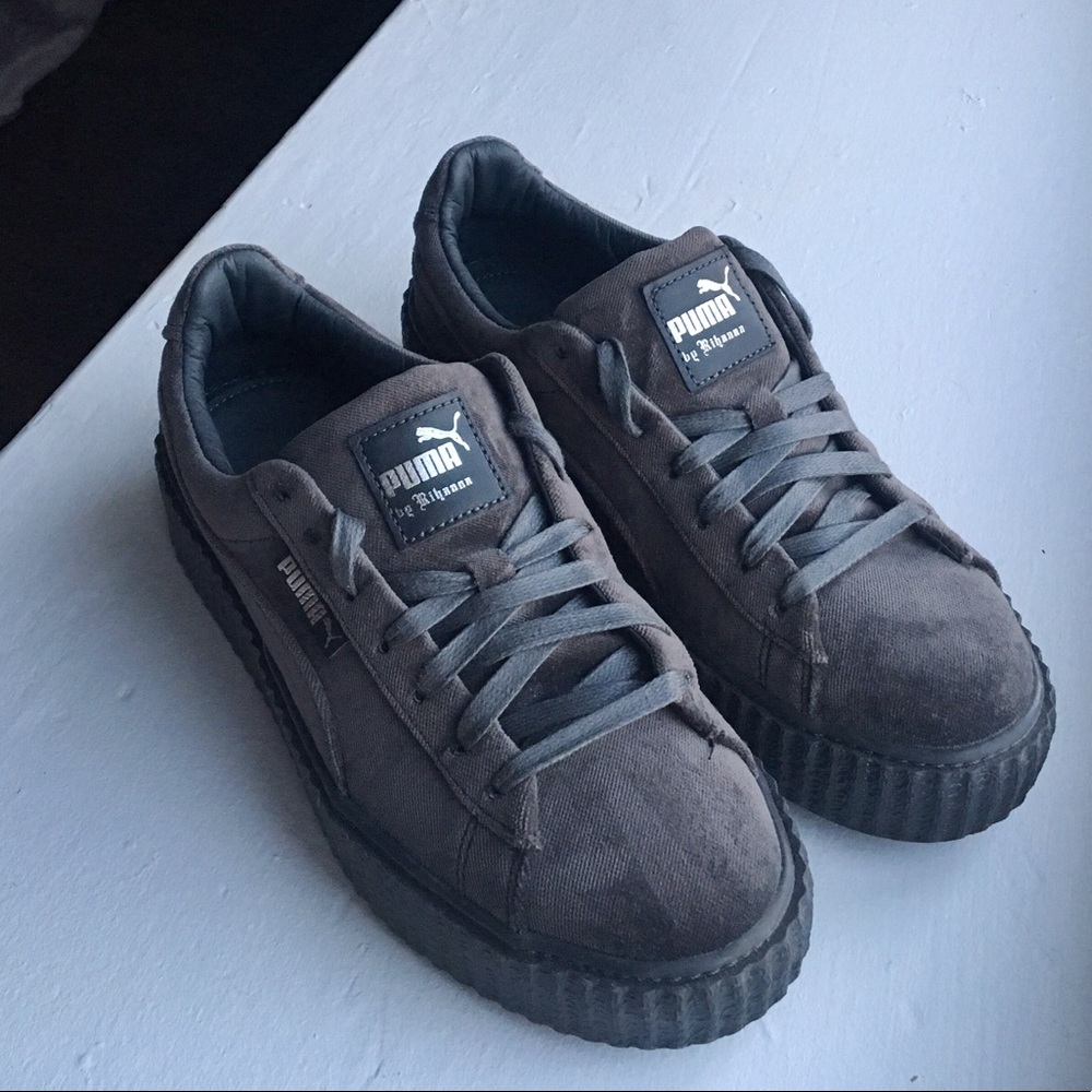Fenty x Rihanna Puma Velvet Creepers Women's Sz 8