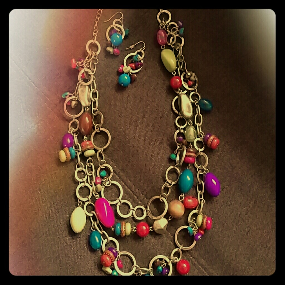 Premier Parade Necklace and Earrings