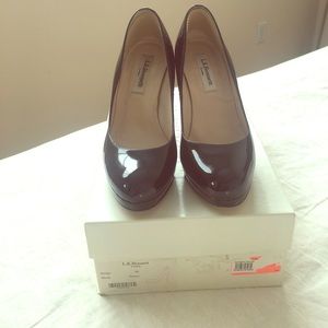 LK Bennett sledge pump - Black patent - size 36